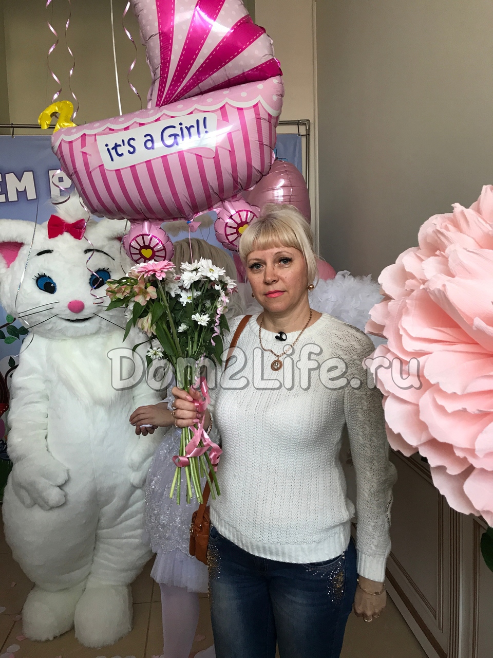 Татьяна Владимировна приехала из Владивостока поздравить дочь с рождением ребенка​Фото: Dom2Life.ru