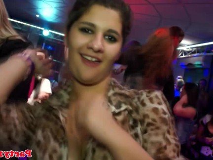Гиг Порно Европейские шлюхи жестко ебутся с крутыми незнакомцами на вечеринке гигпорно видео