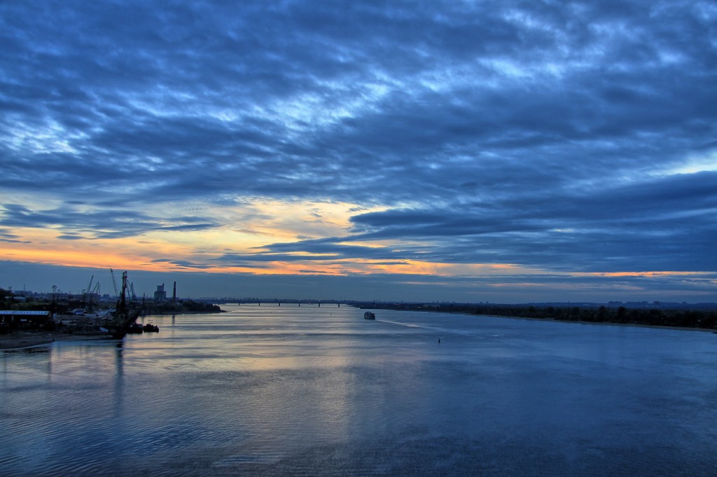 Закат на реке Кама